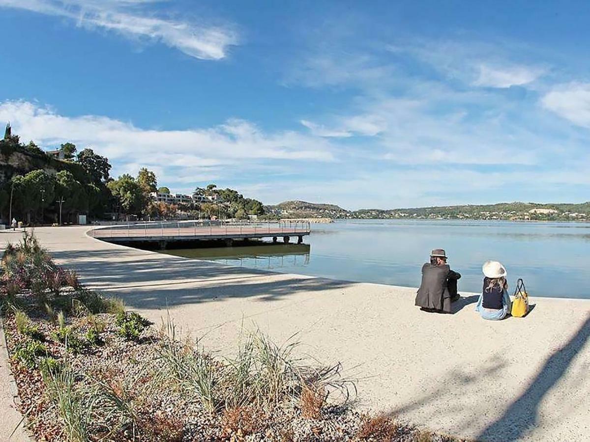 Maison Contemporaine Avec Piscine Privee Chauffee, Entre Plages Et Provence, Borne 11 Kw イストル エクステリア 写真